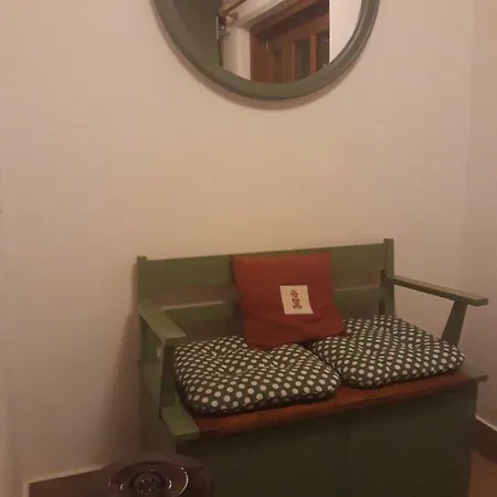 Bara Vendeghaz * Szarvaskő